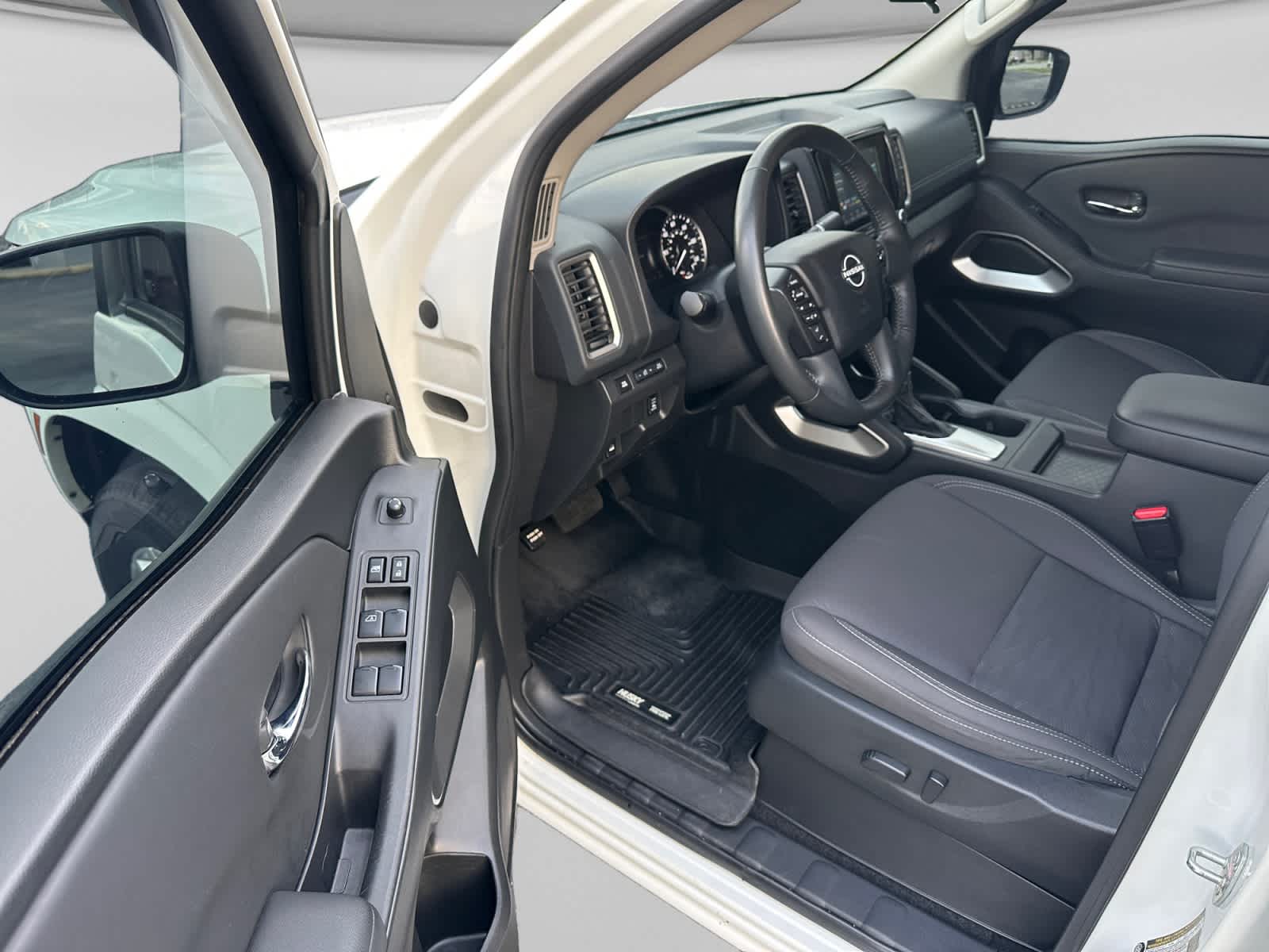 Used 2024 Nissan Frontier Truck