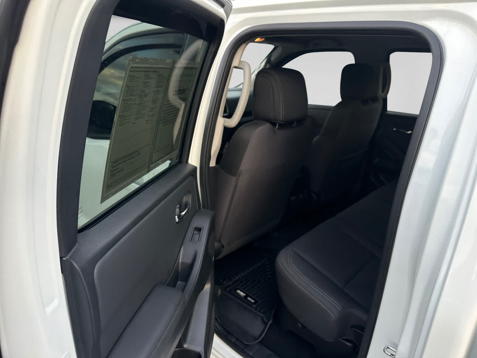 Used 2024 Nissan Frontier Truck