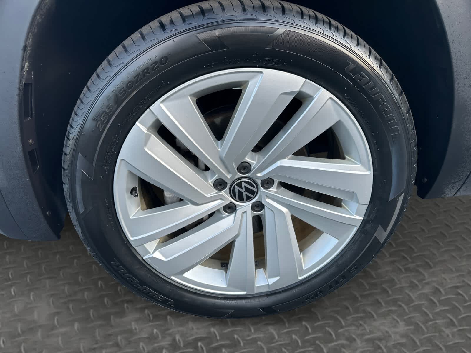 Used 2023 Volkswagen Atlas Cross Sport SUV