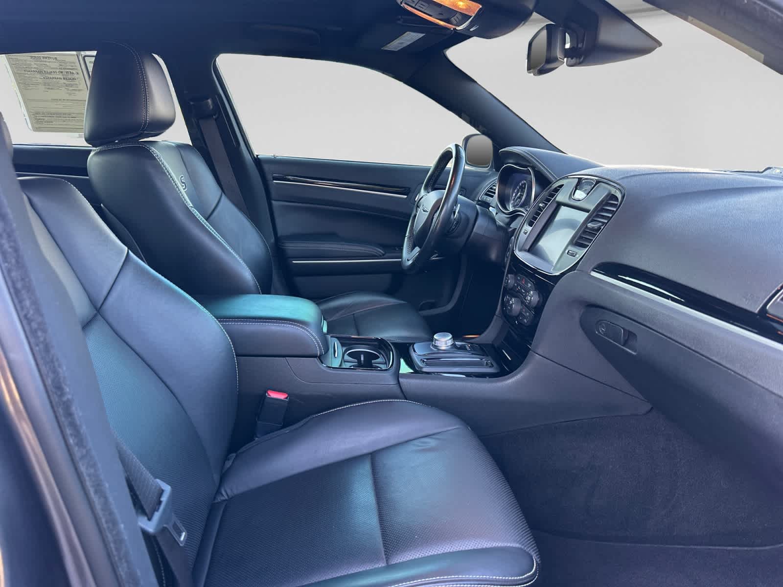Used 2022 Chrysler 300 Sedan