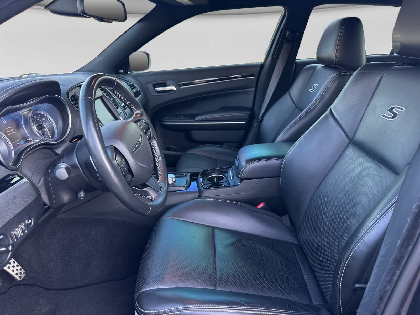 Used 2022 Chrysler 300 Sedan