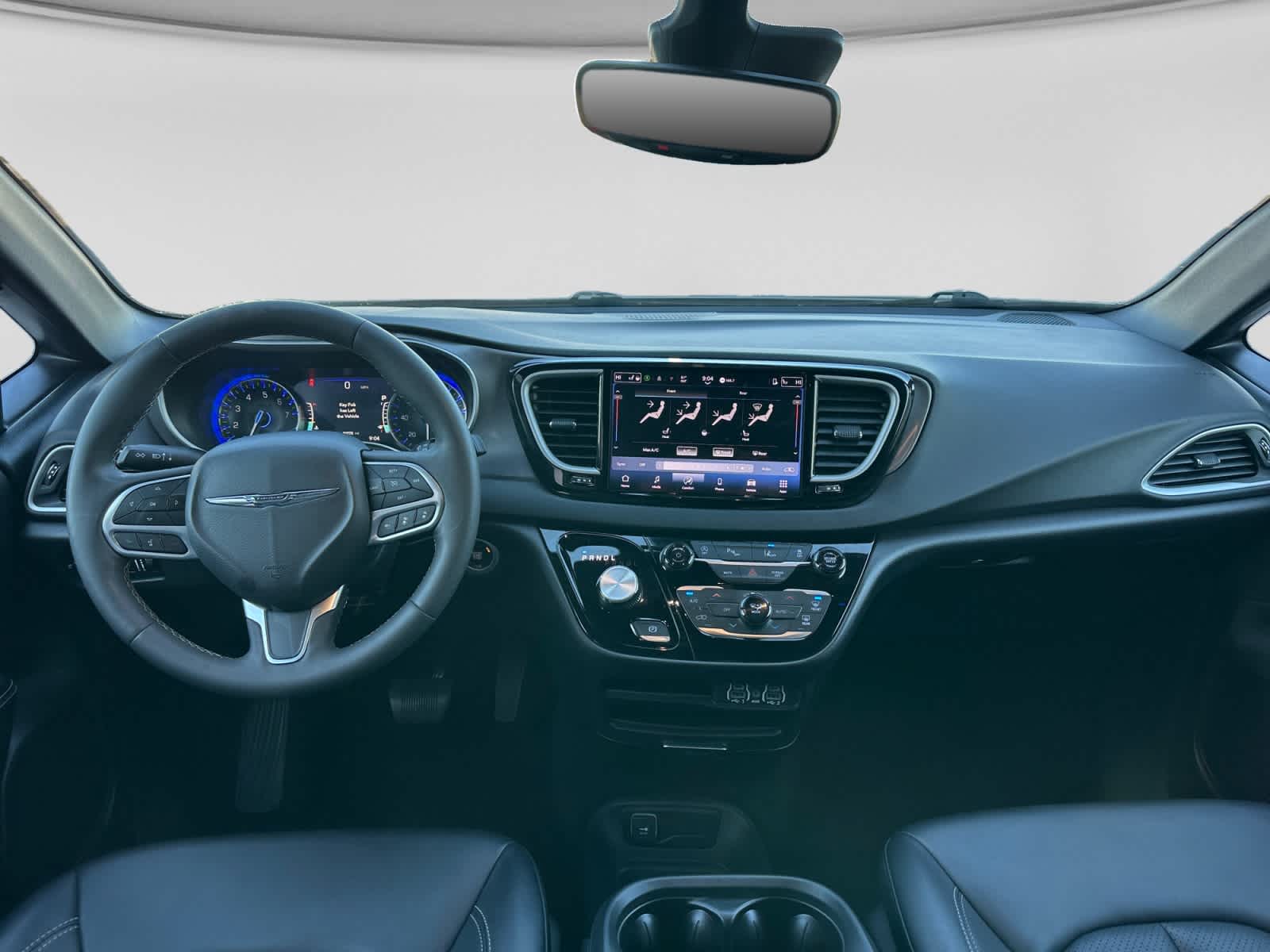 Used 2025 Chrysler Pacifica Van
