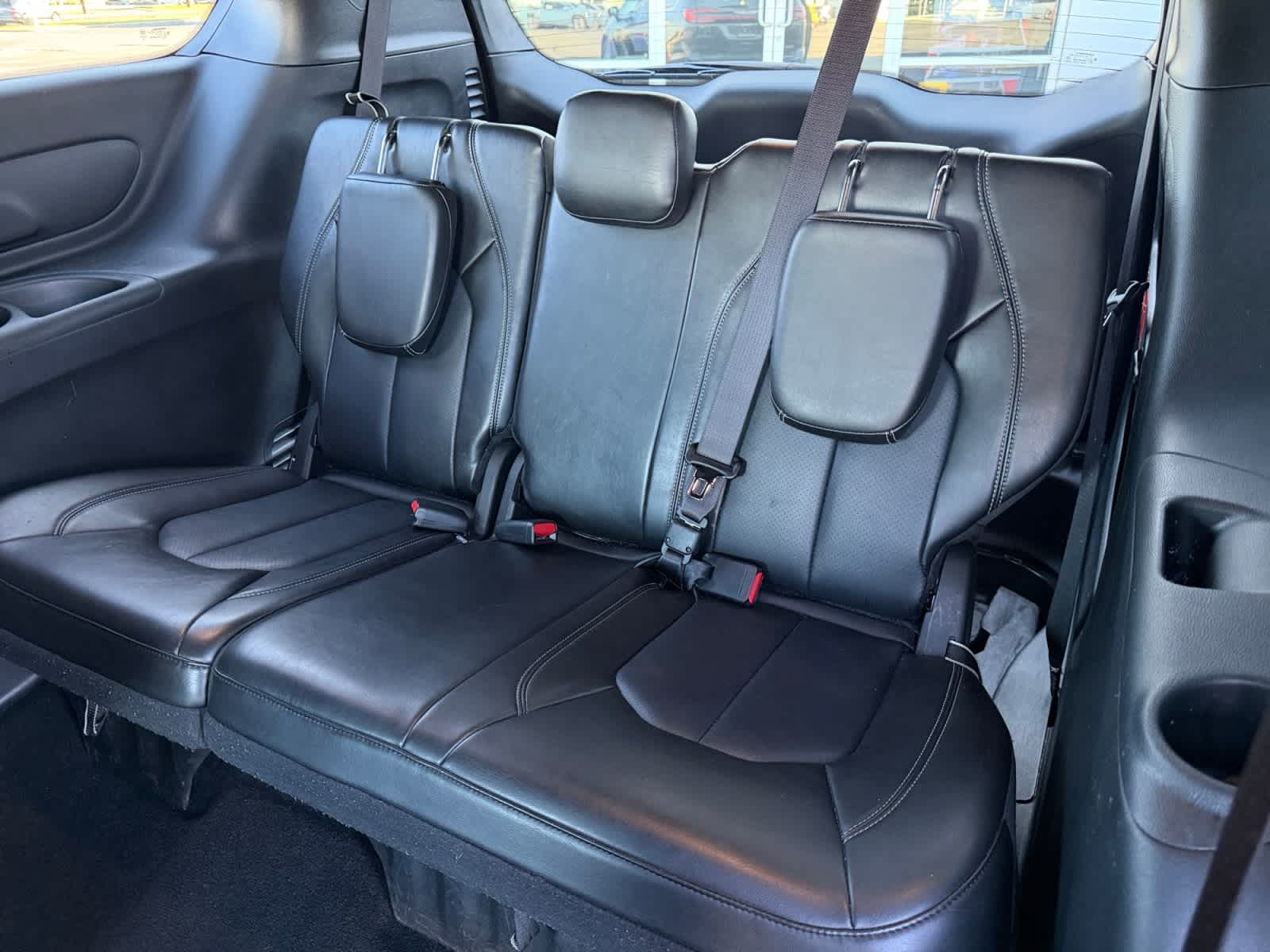 Used 2025 Chrysler Pacifica Van