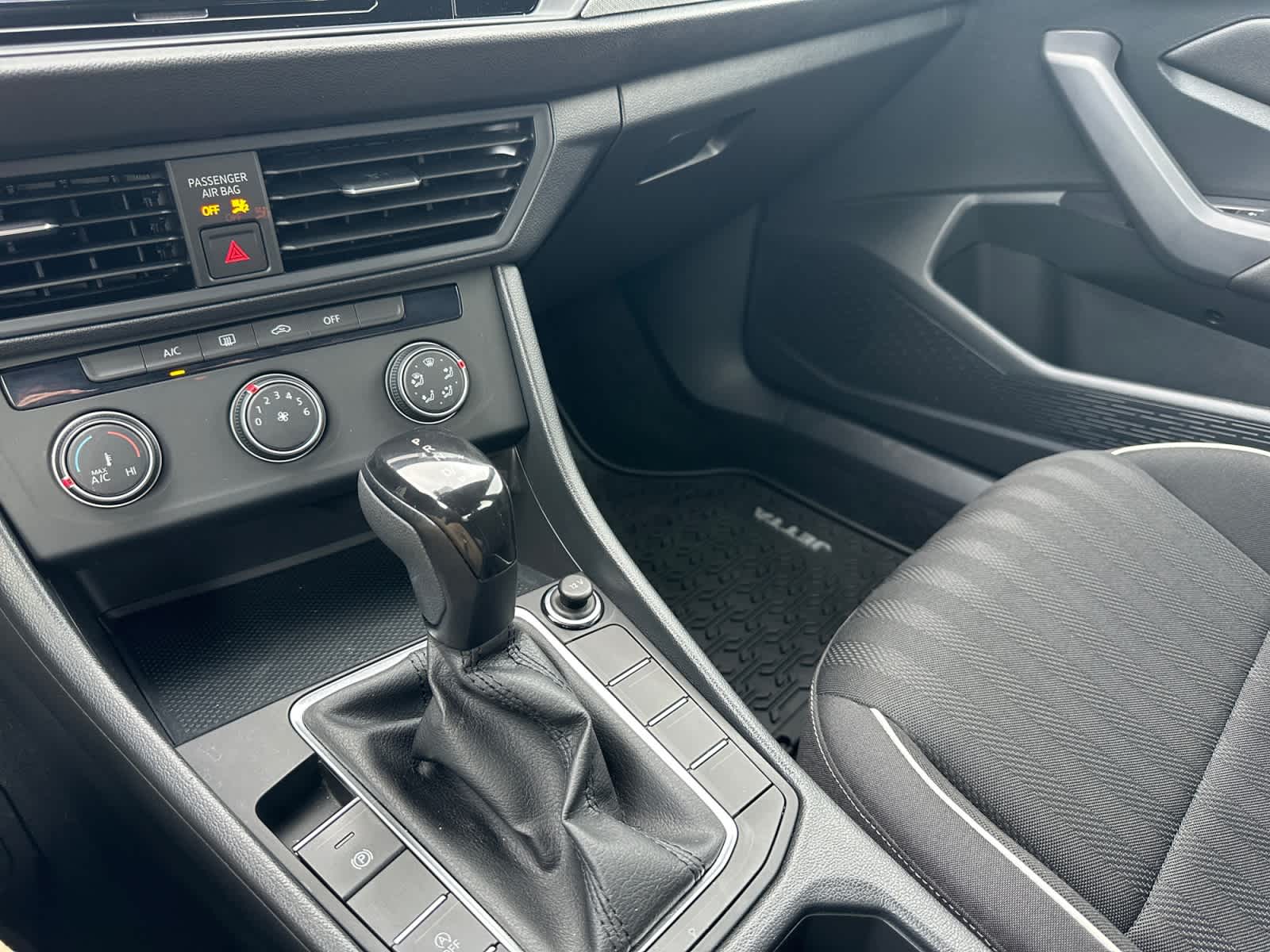 Used 2023 Volkswagen Jetta Sedan