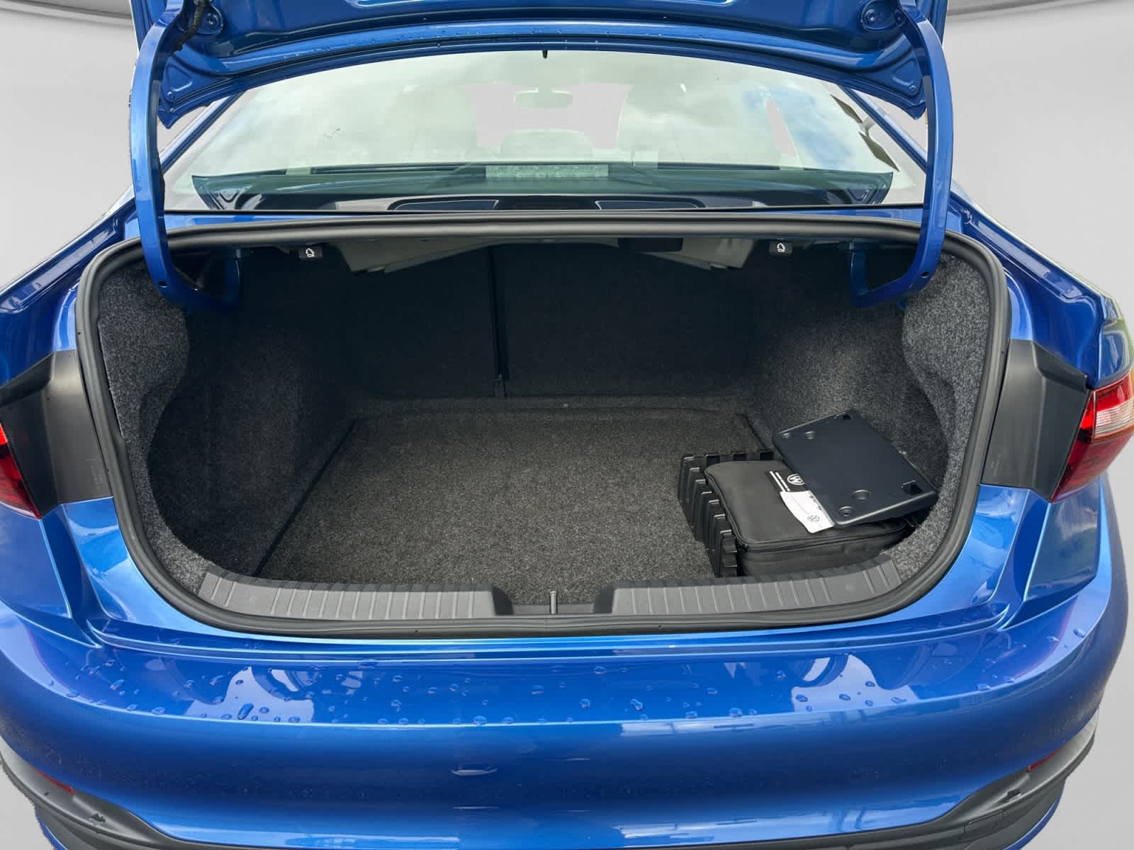 Used 2023 Volkswagen Jetta Sedan