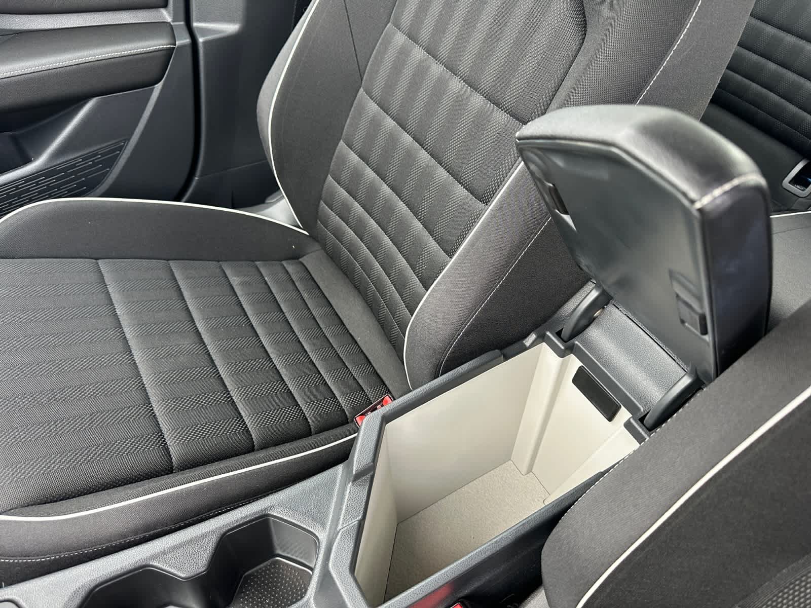 Used 2023 Volkswagen Jetta Sedan
