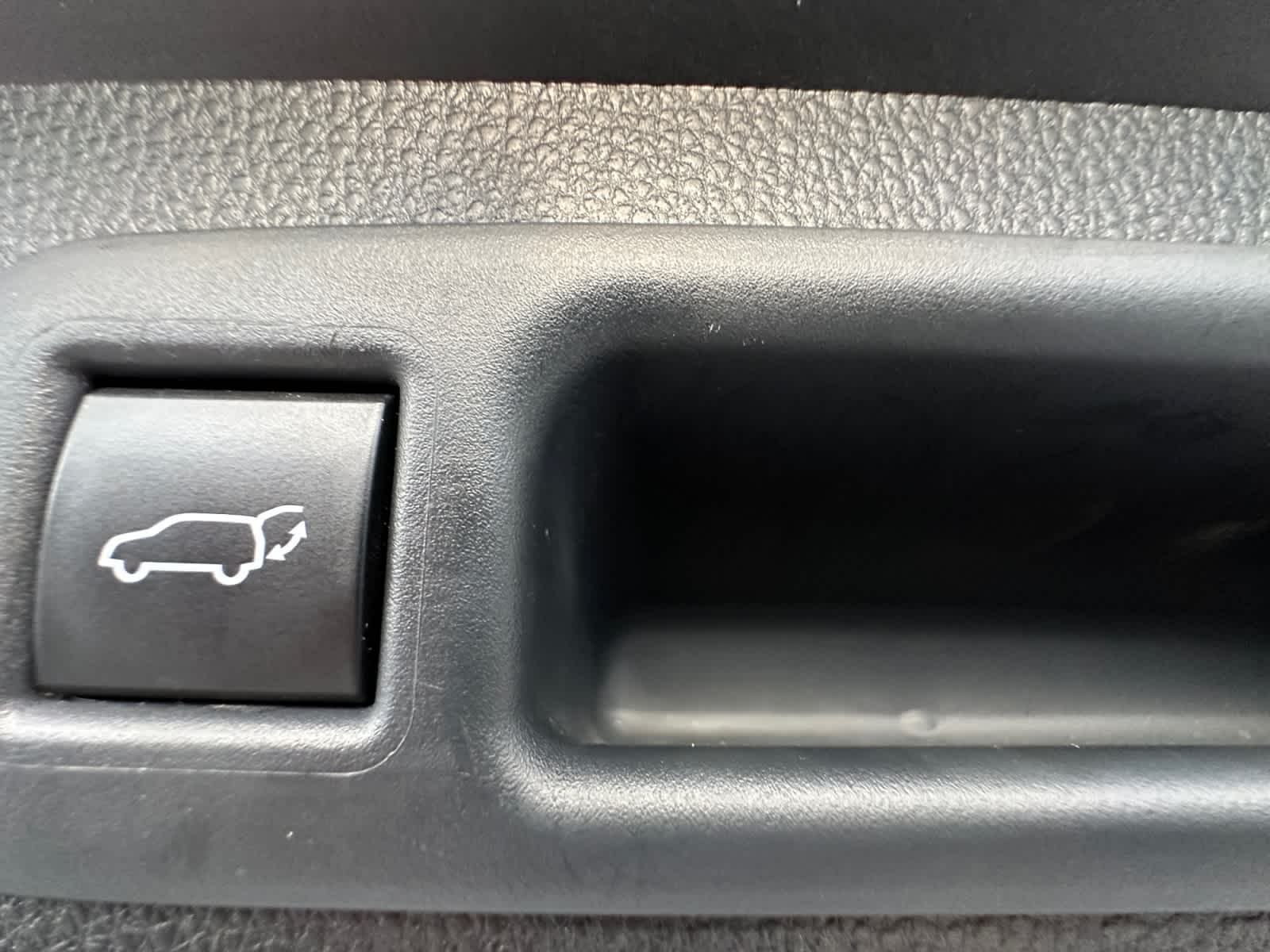 Used 2021 Toyota Highlander SUV