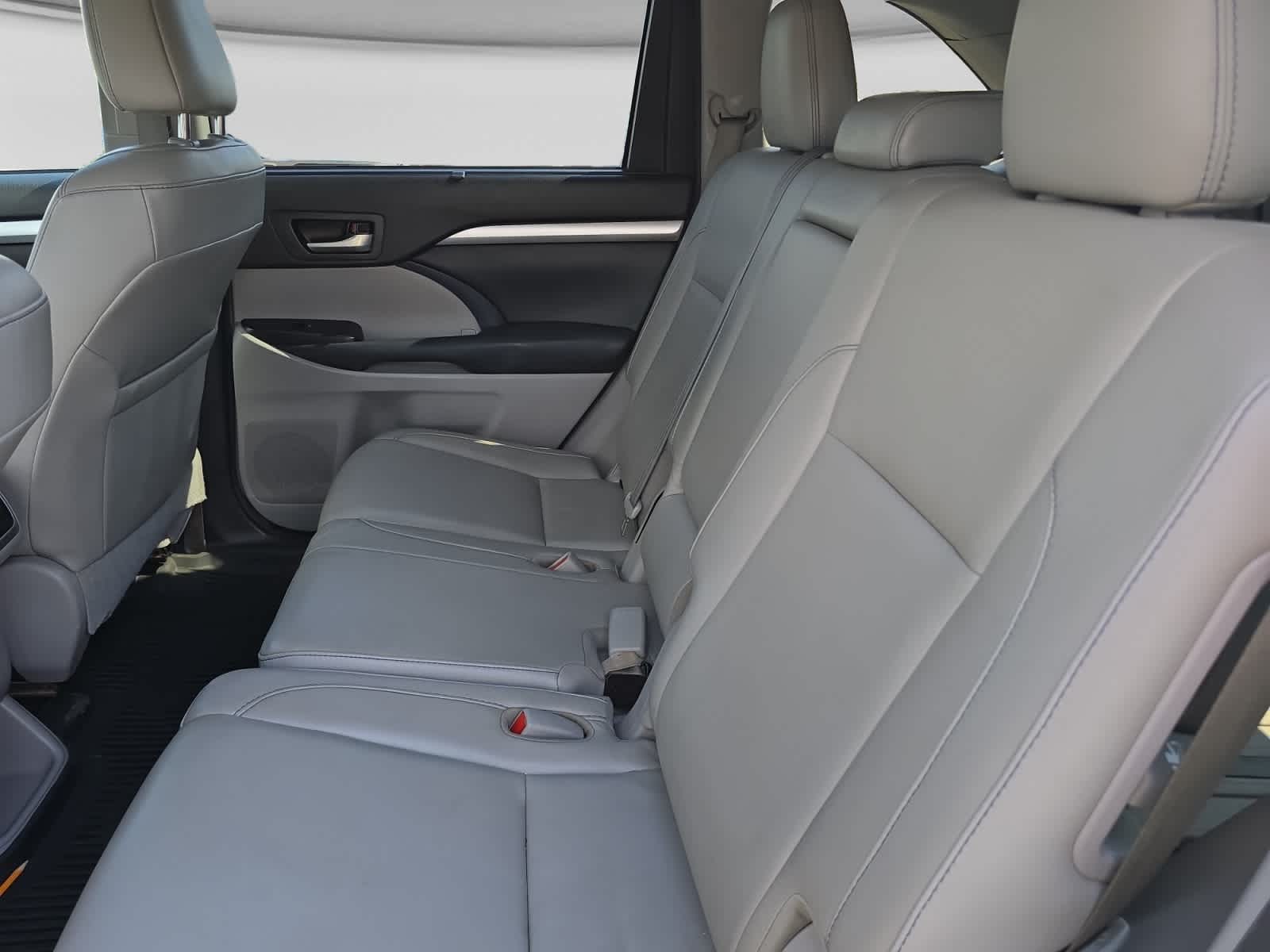Used 2018 Toyota Highlander SUV
