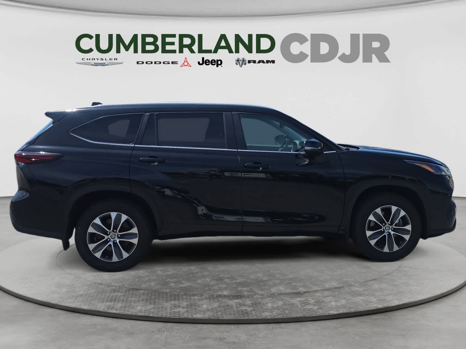 Used 2024 Toyota Highlander SUV