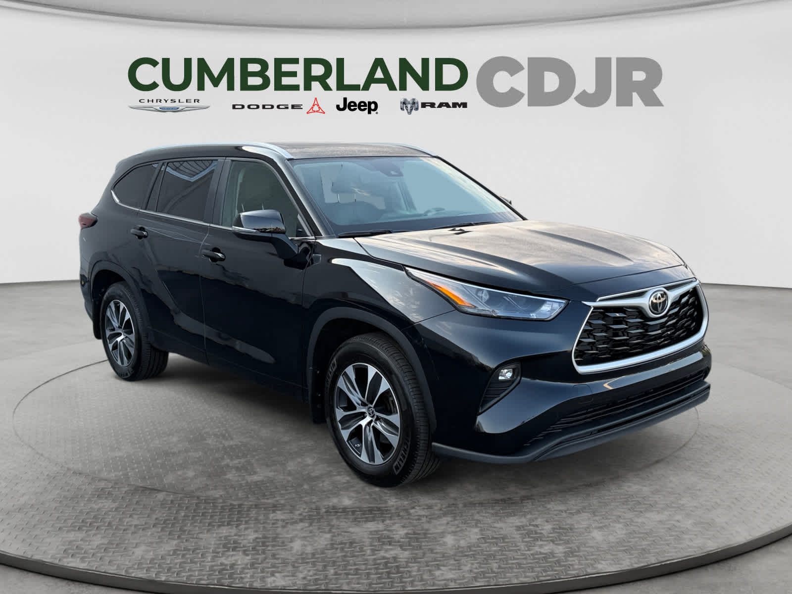 Used 2024 Toyota Highlander SUV