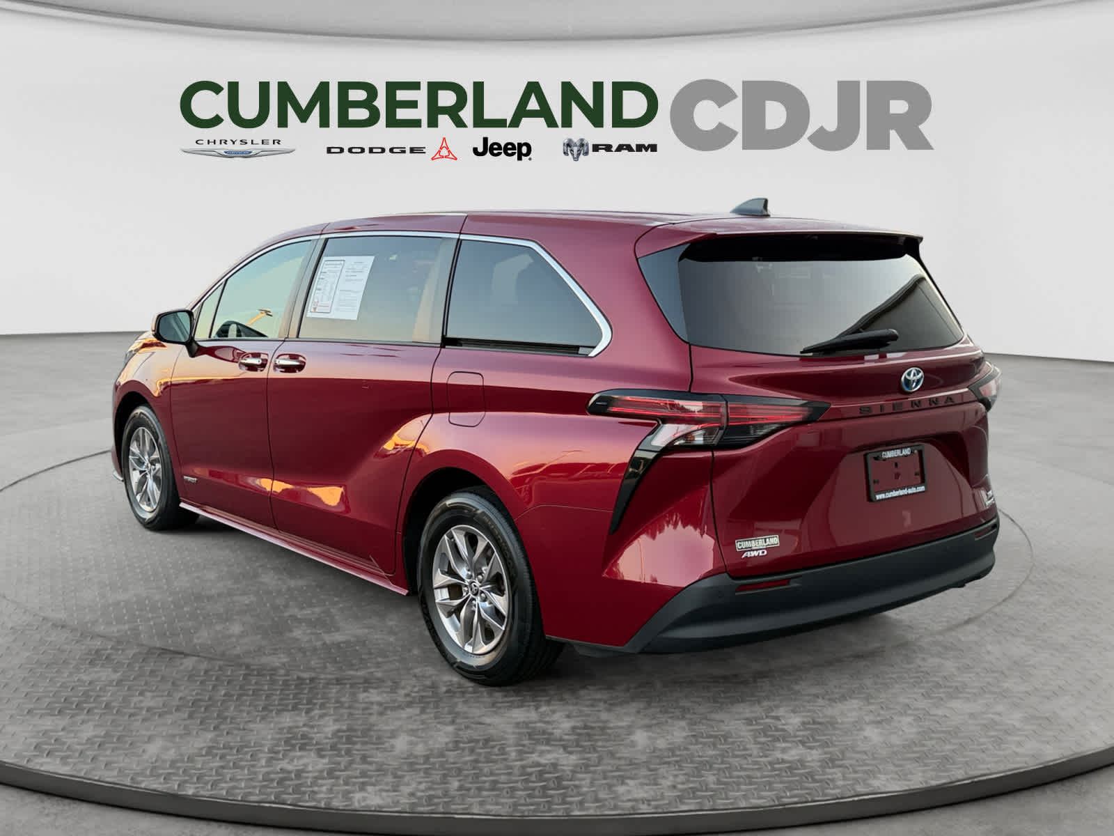 Used 2021 Toyota Sienna Van