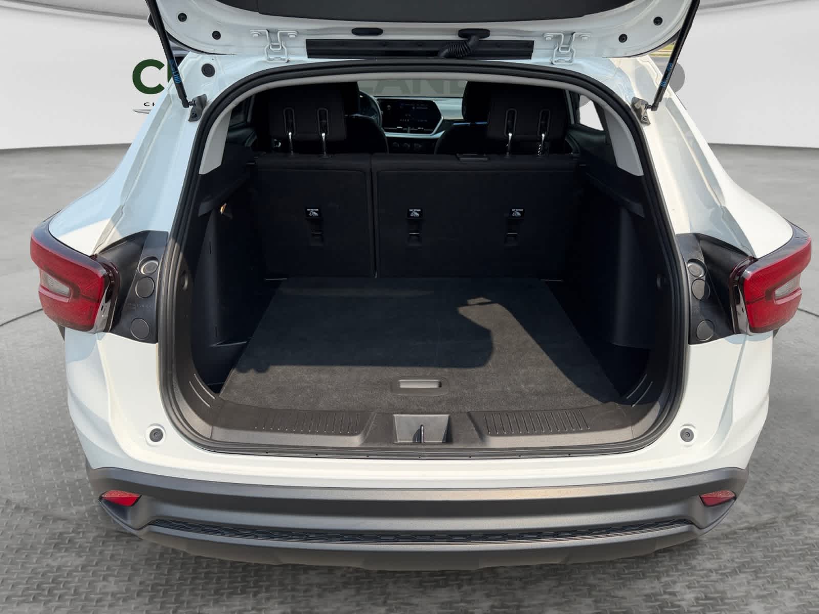 Used 2024 Chevrolet Trax SUV