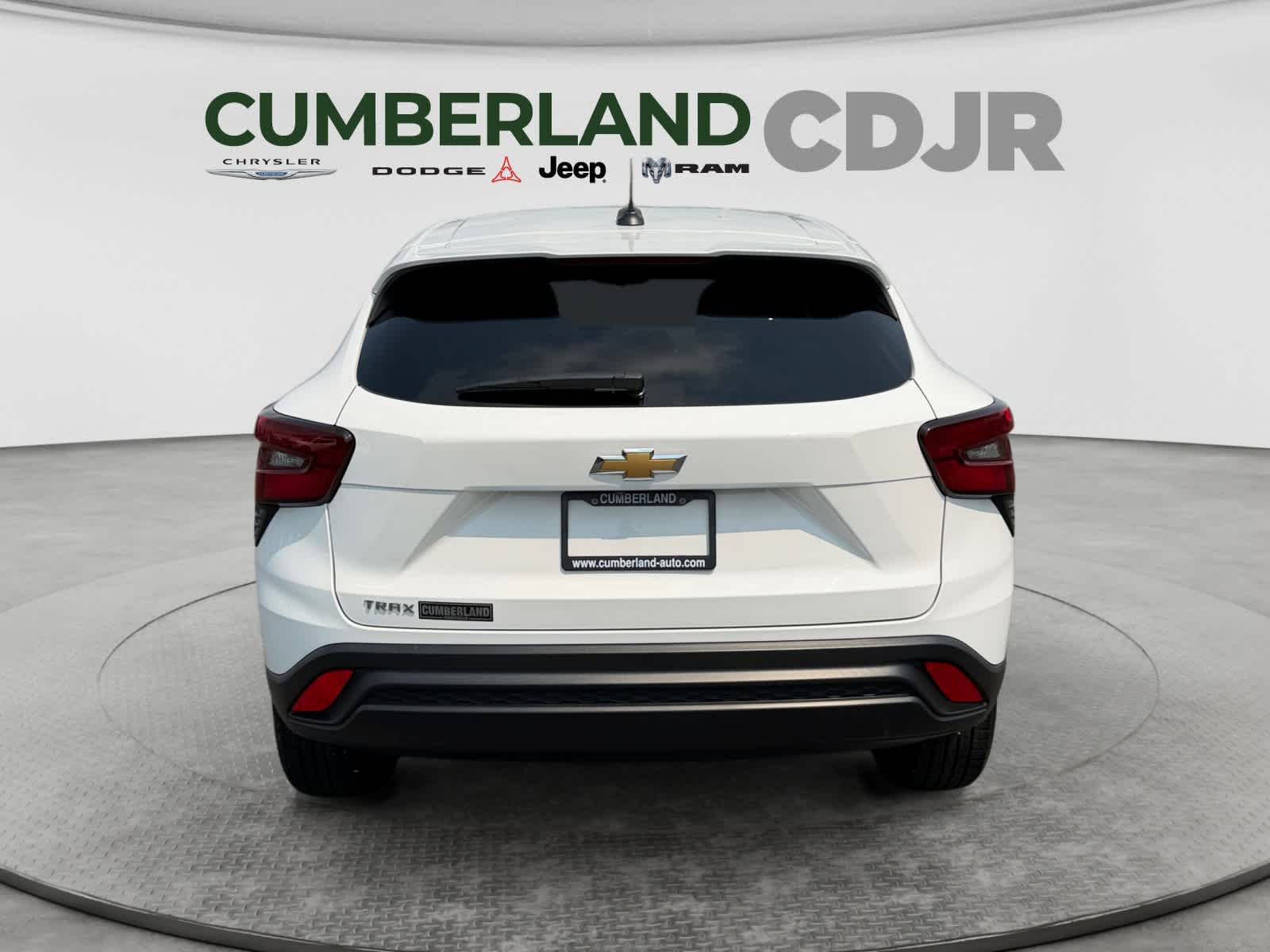 Used 2024 Chevrolet Trax SUV