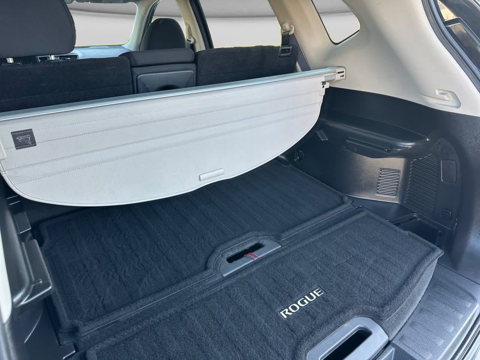 Used 2018 Nissan Rogue SUV
