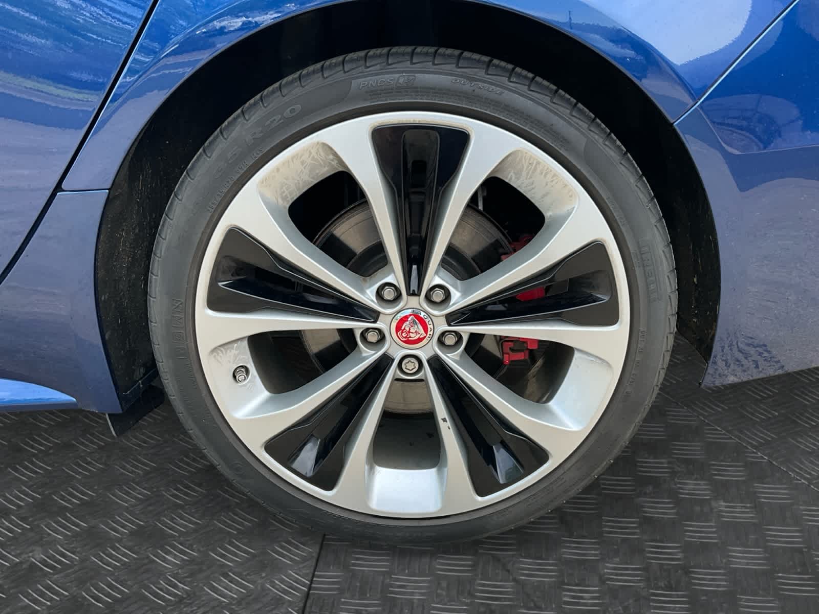 Used 2023 Jaguar XF Sedan