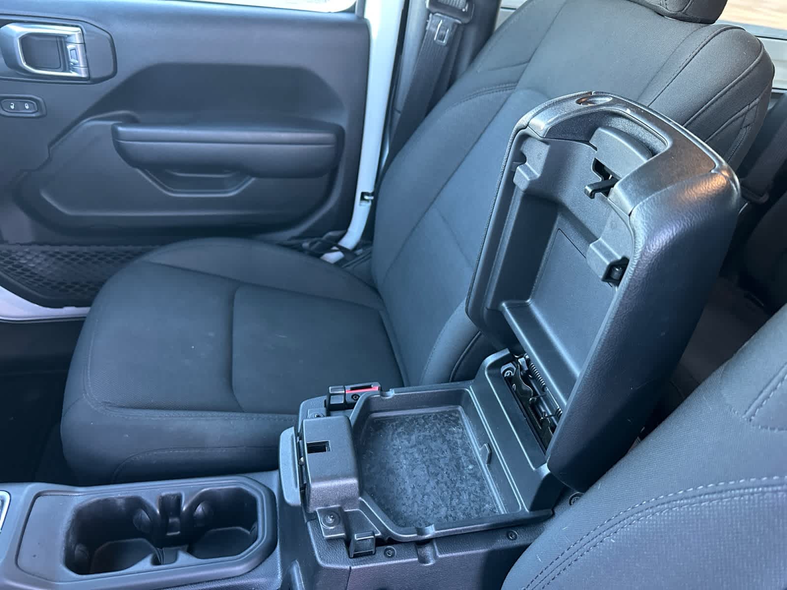 Used 2023 Jeep Wrangler SUV