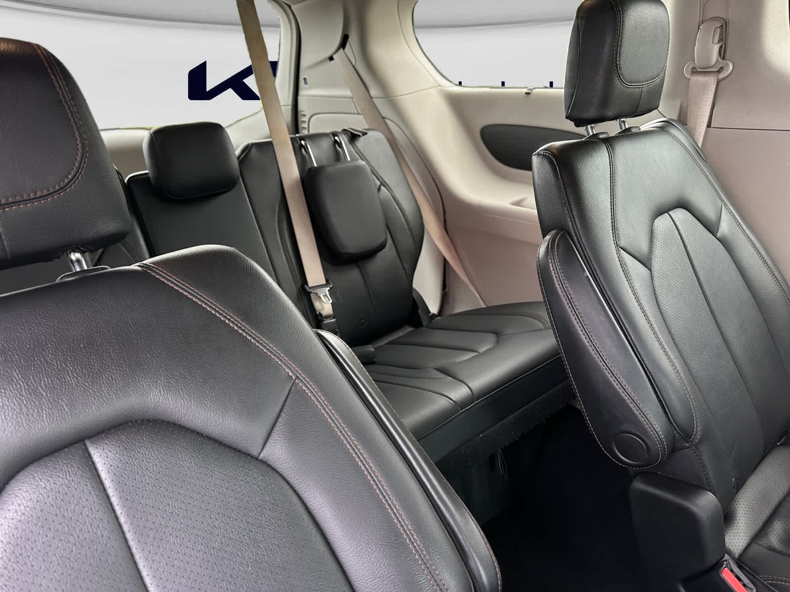 Used 2020 Chrysler Pacifica Van