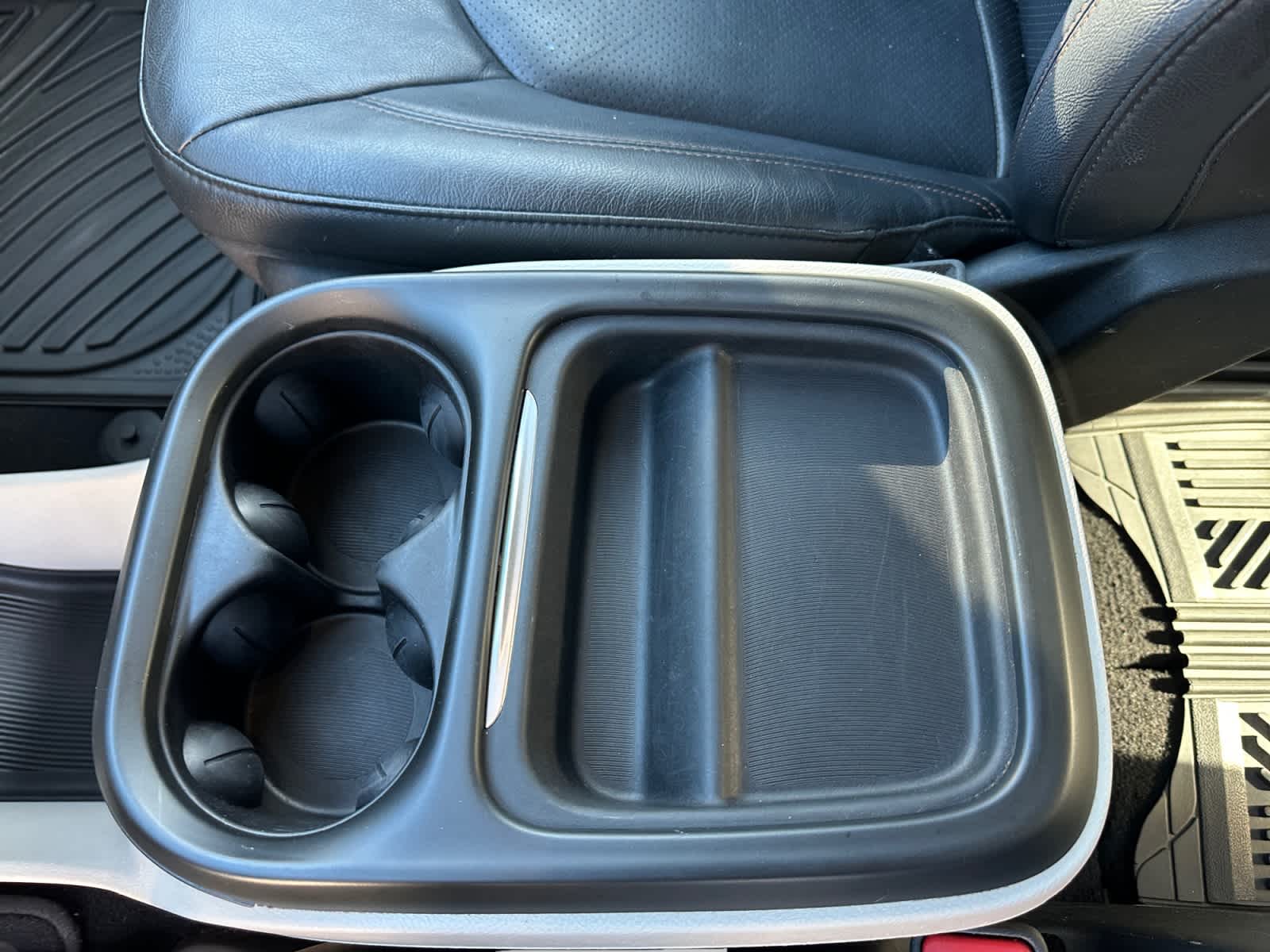 Used 2020 Chrysler Pacifica Van