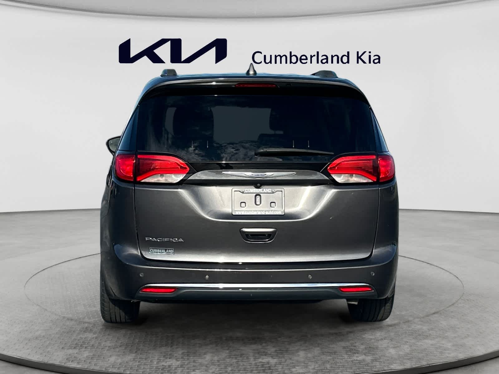 Used 2020 Chrysler Pacifica Van