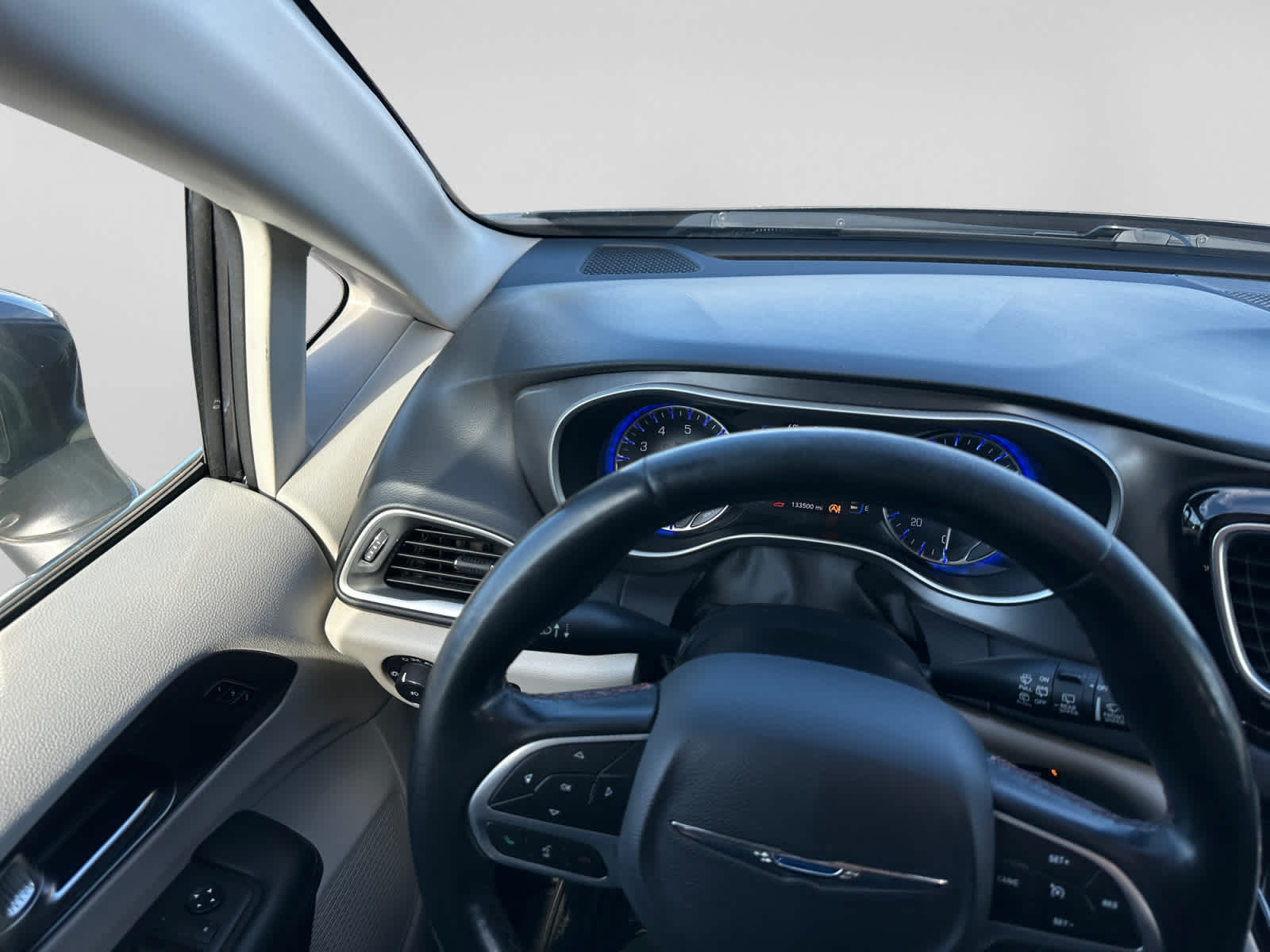 Used 2020 Chrysler Pacifica Van