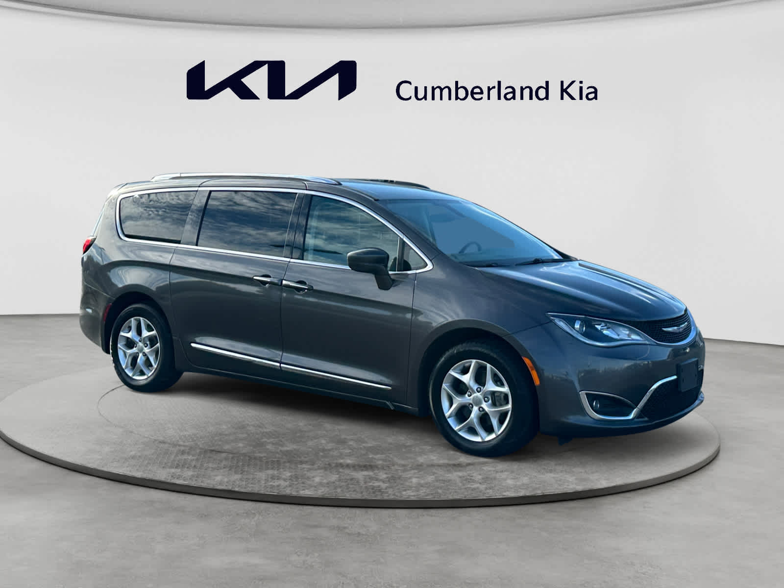 Used 2020 Chrysler Pacifica Van