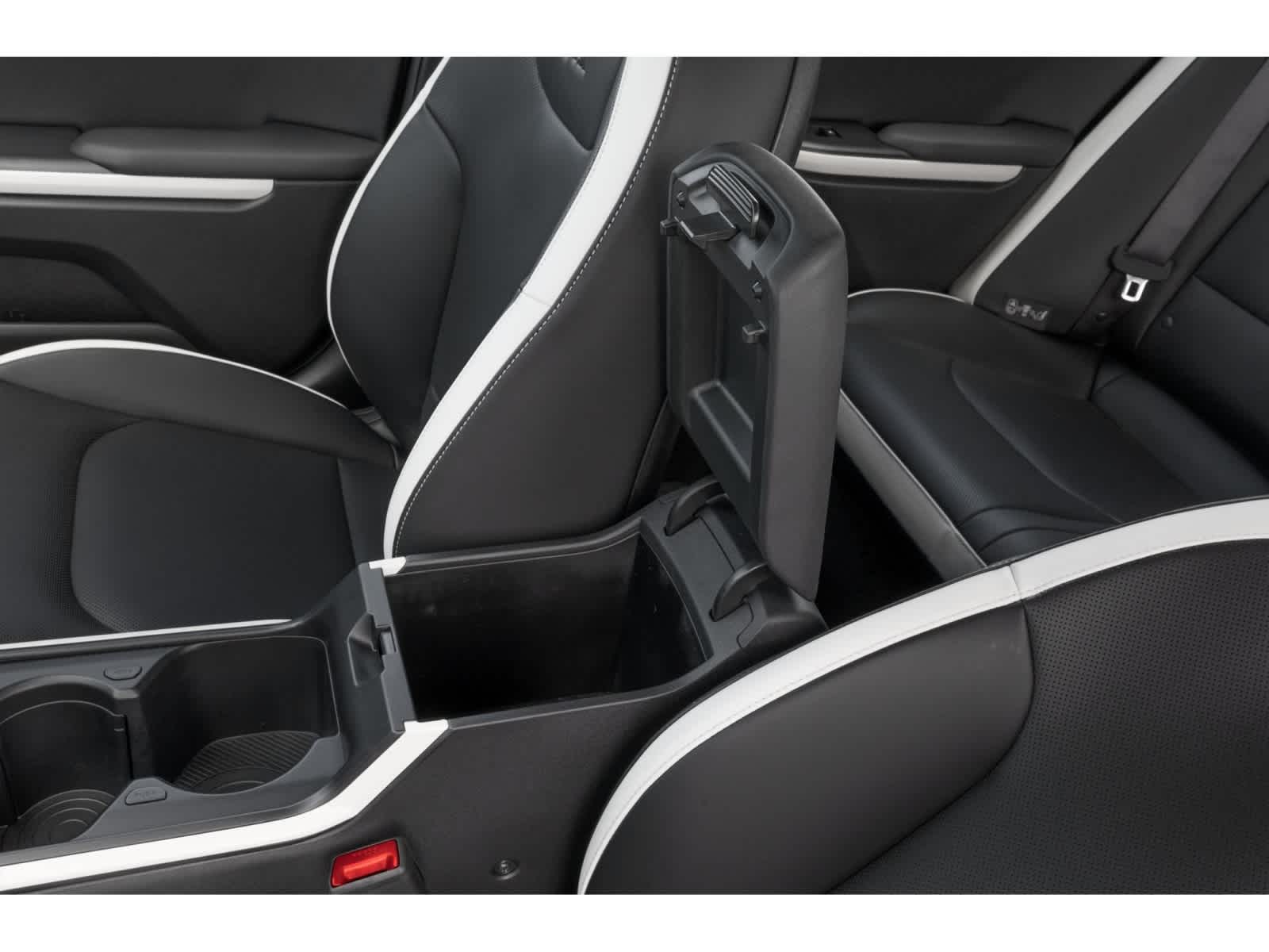 New 2026 Kia K4 Hatchback Sedan