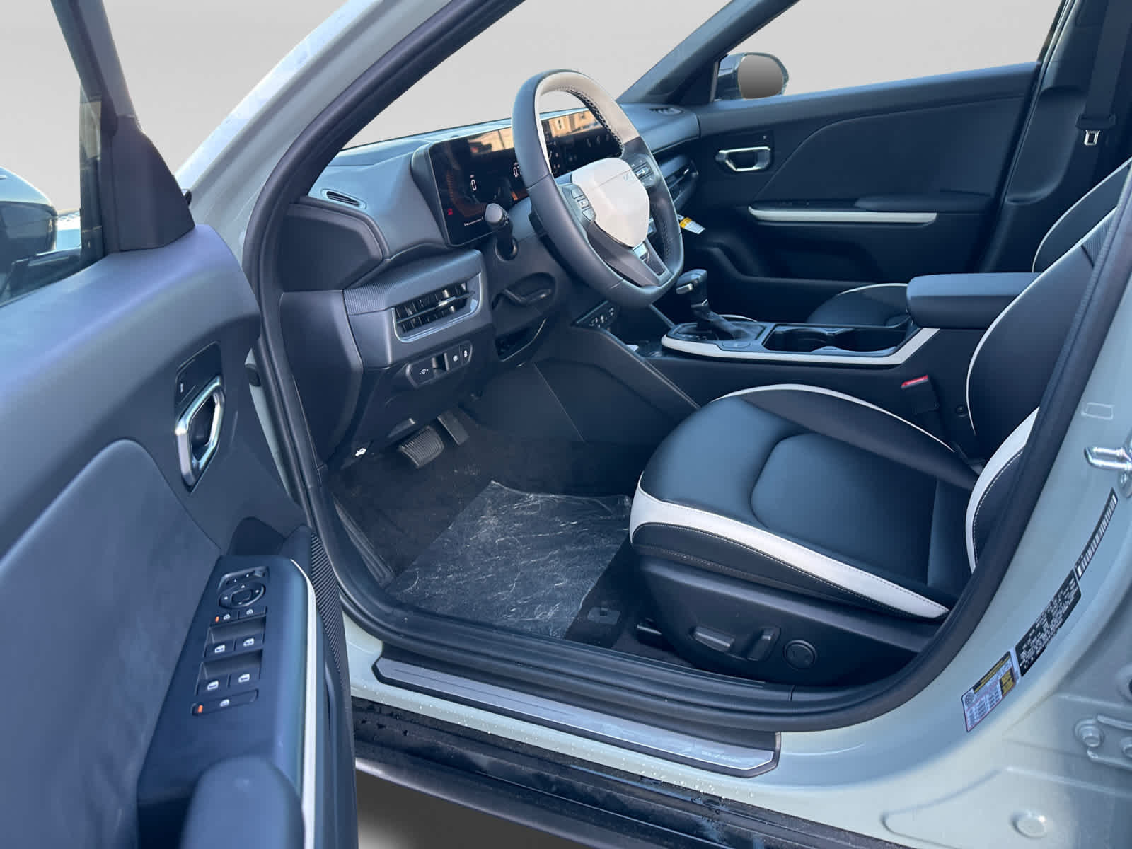 New 2026 Kia K4 Hatchback Sedan
