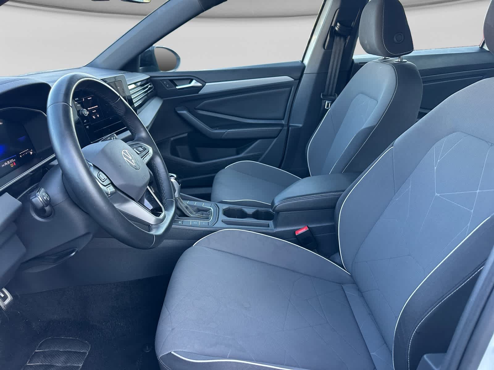 Used 2025 Volkswagen Jetta Sedan