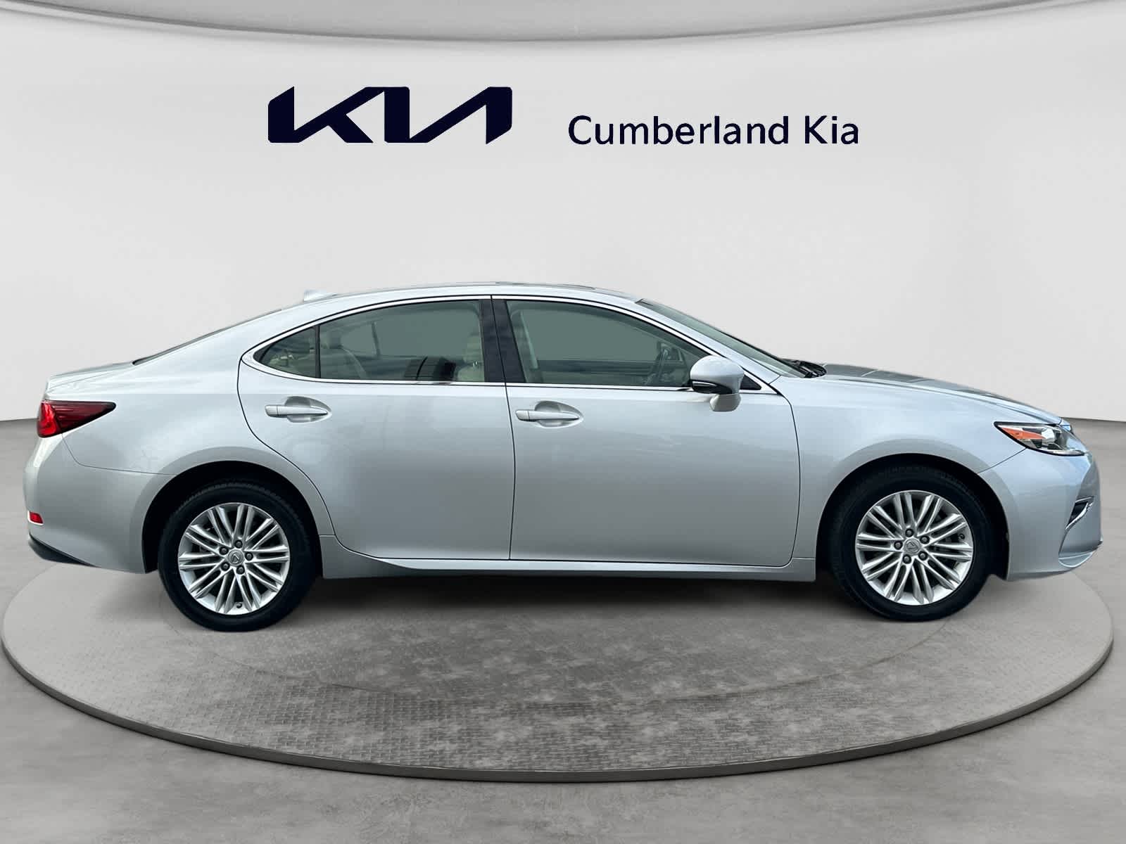 Used 2017 Lexus ES 350 Sedan