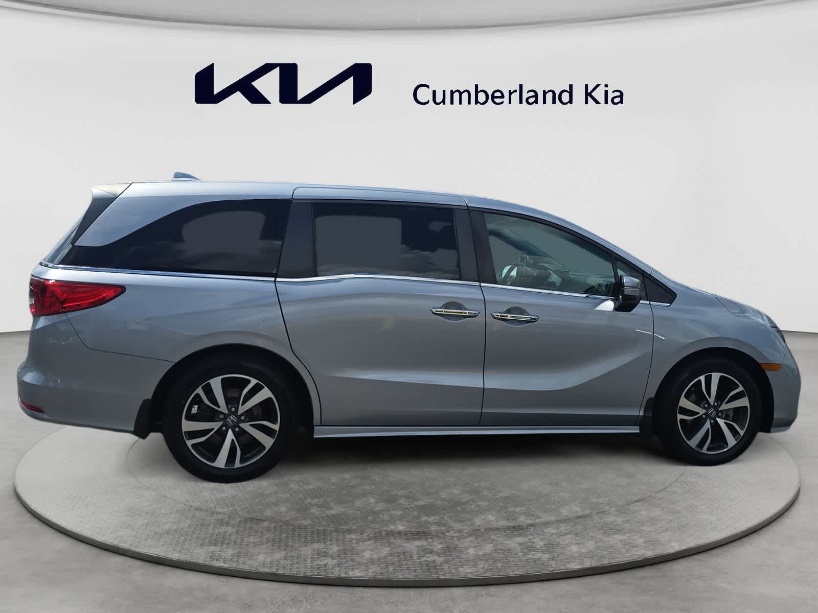 Used 2021 Honda Odyssey Van