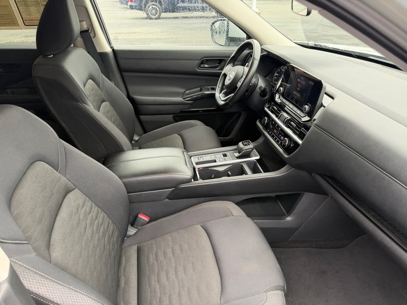 Used 2025 Nissan Pathfinder SUV
