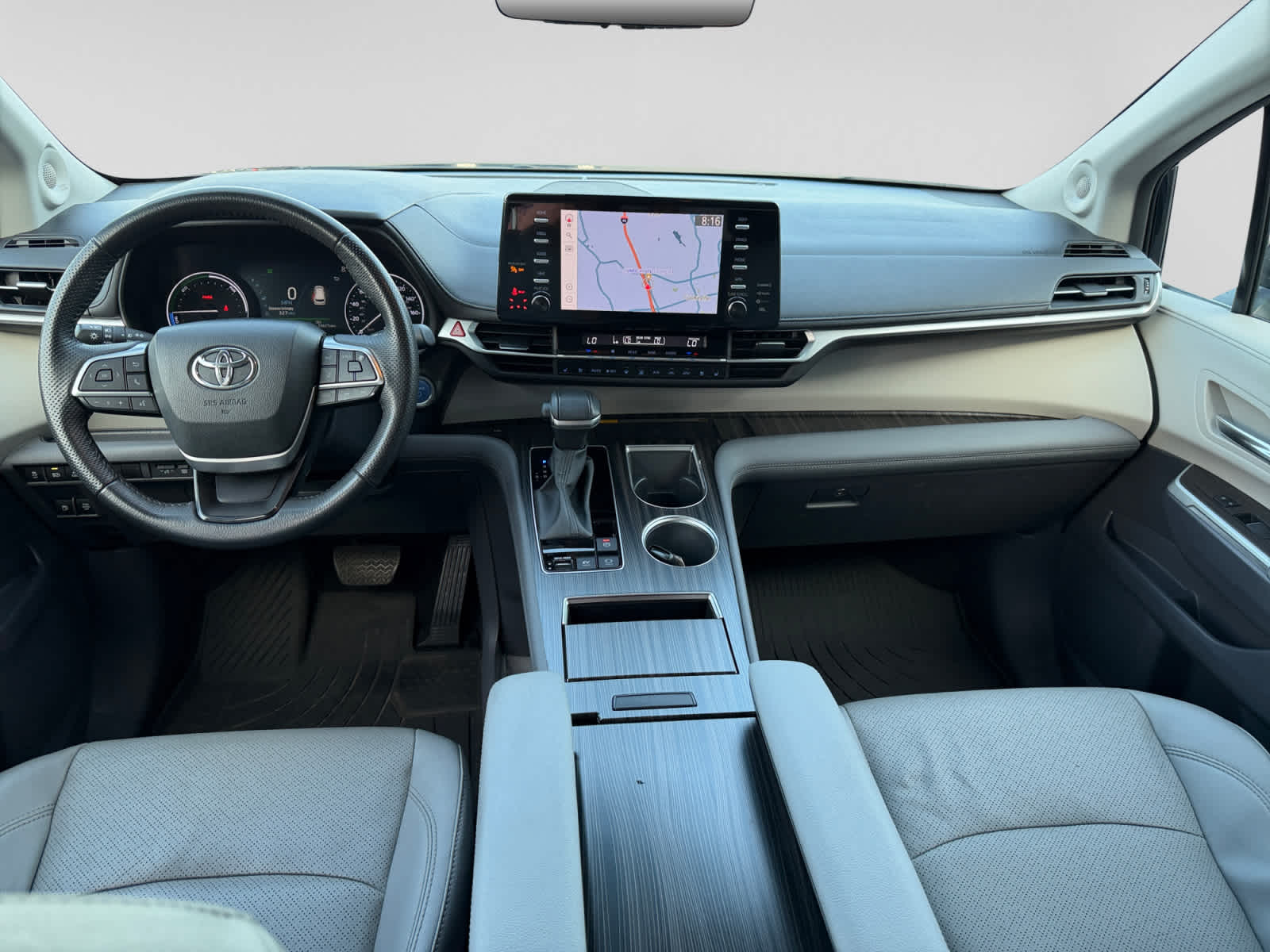 Used 2024 Toyota Sienna Van