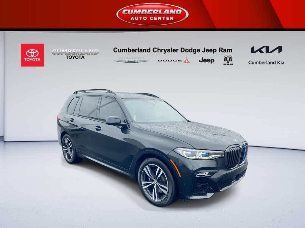 2022 BMW X7 M50i AWD