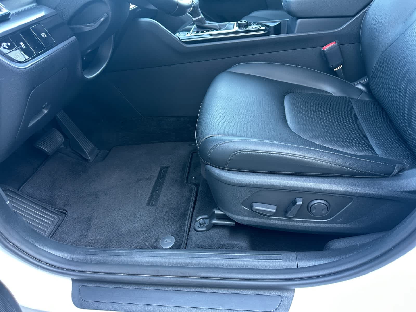 Used 2025 Kia Sportage SUV
