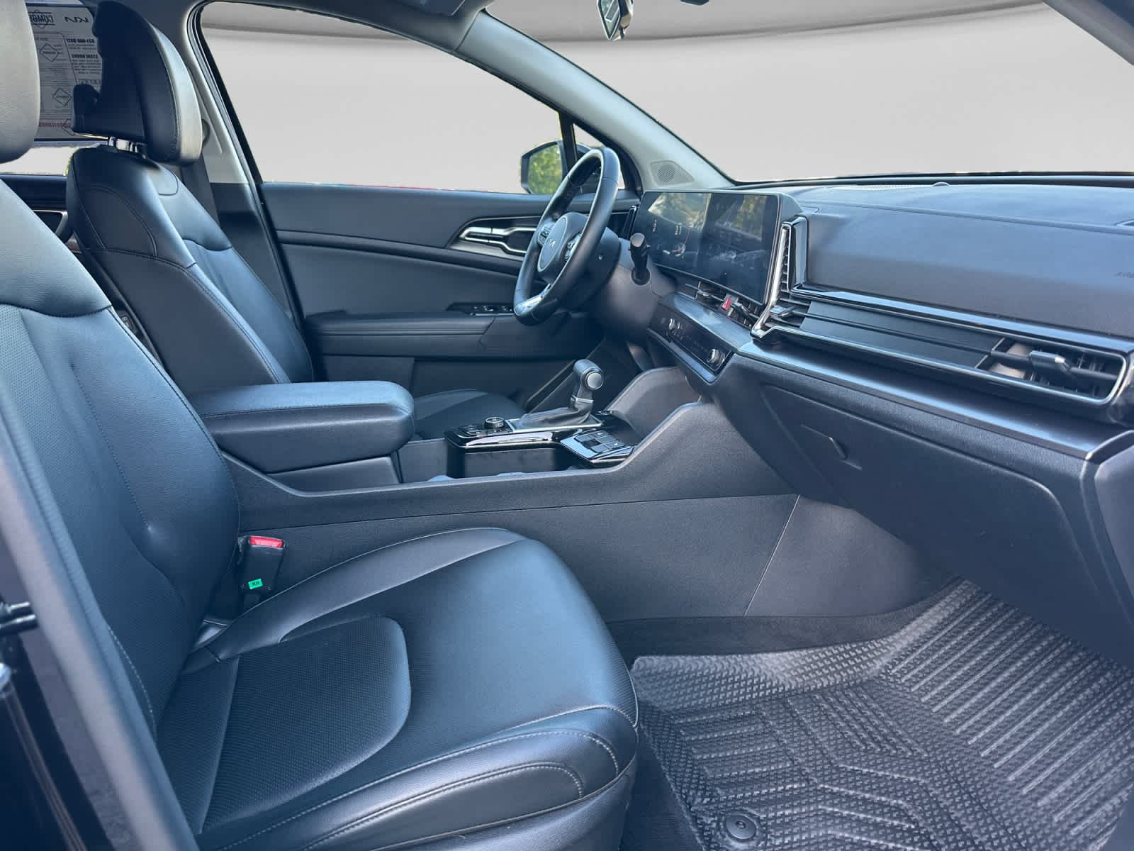 Used 2025 Kia Sportage SUV