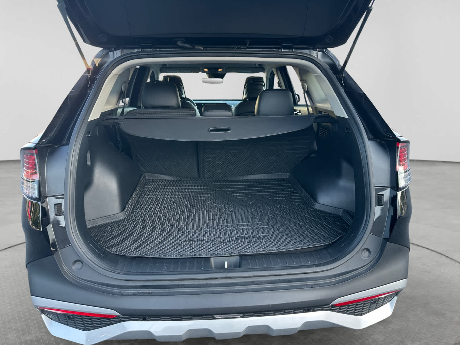Used 2025 Kia Sportage SUV