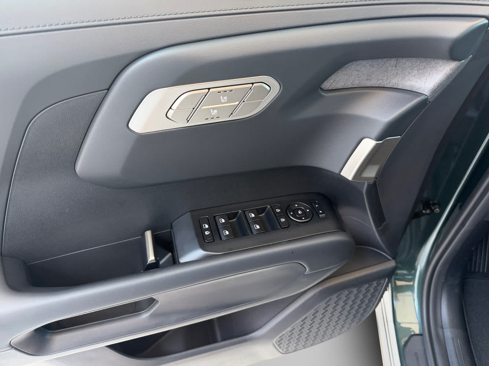 New 2027 Kia Telluride Hybrid SUV