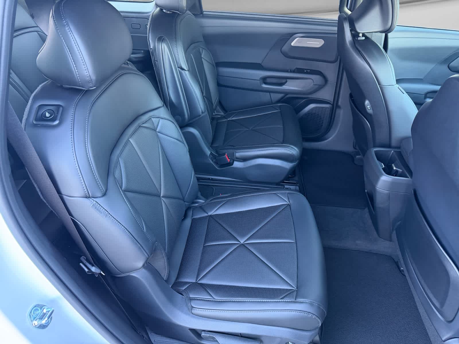 New 2027 Kia Telluride Hybrid SUV