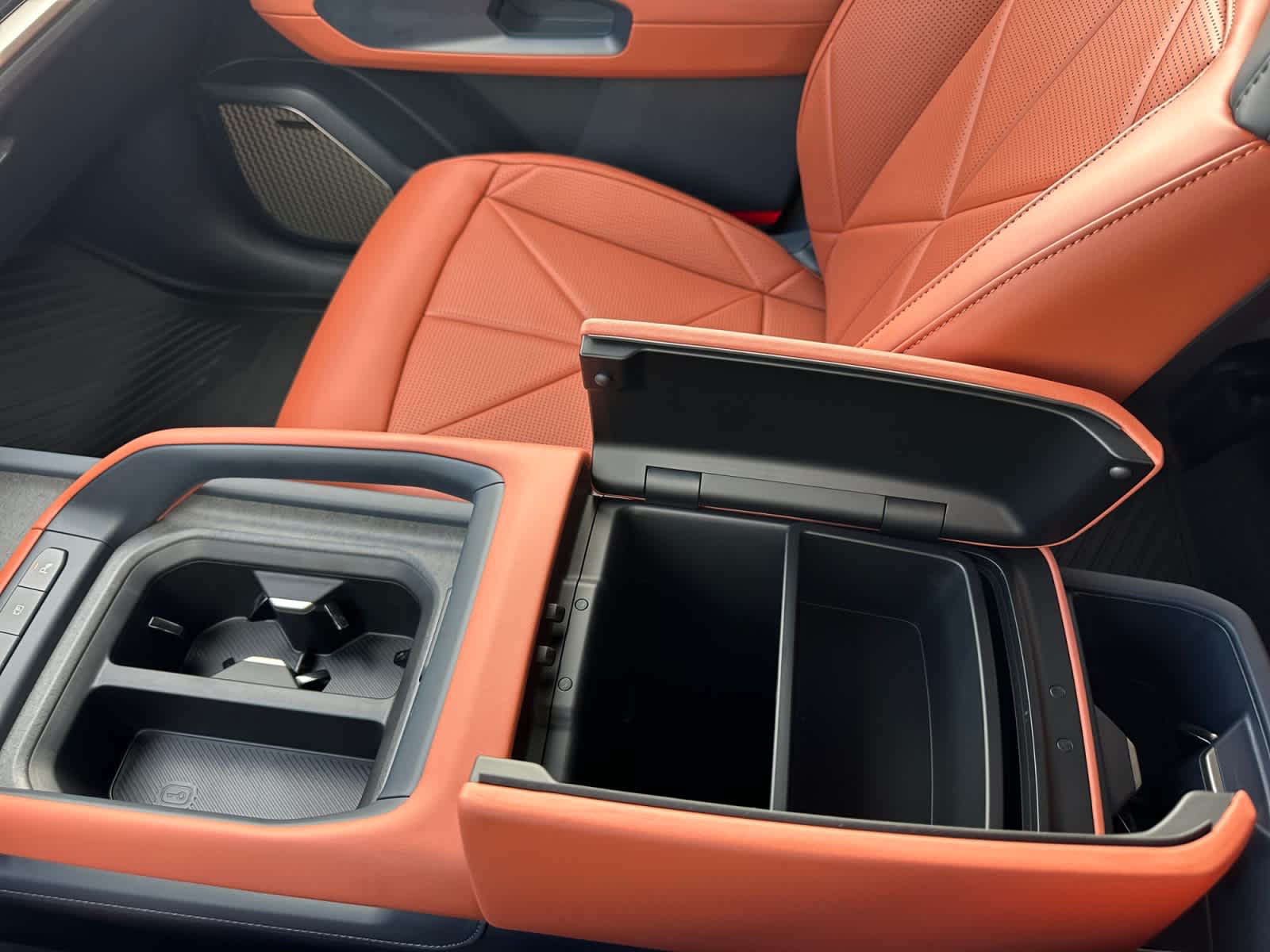 New 2027 Kia Telluride Hybrid SUV