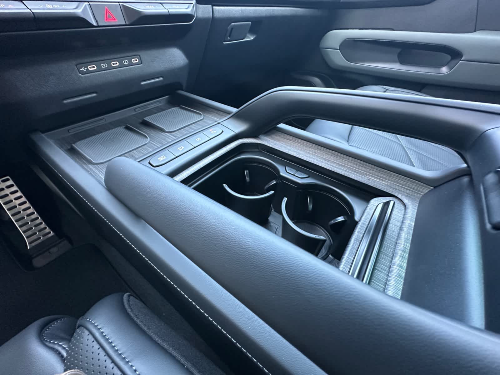 New 2027 Kia Telluride Hybrid SUV