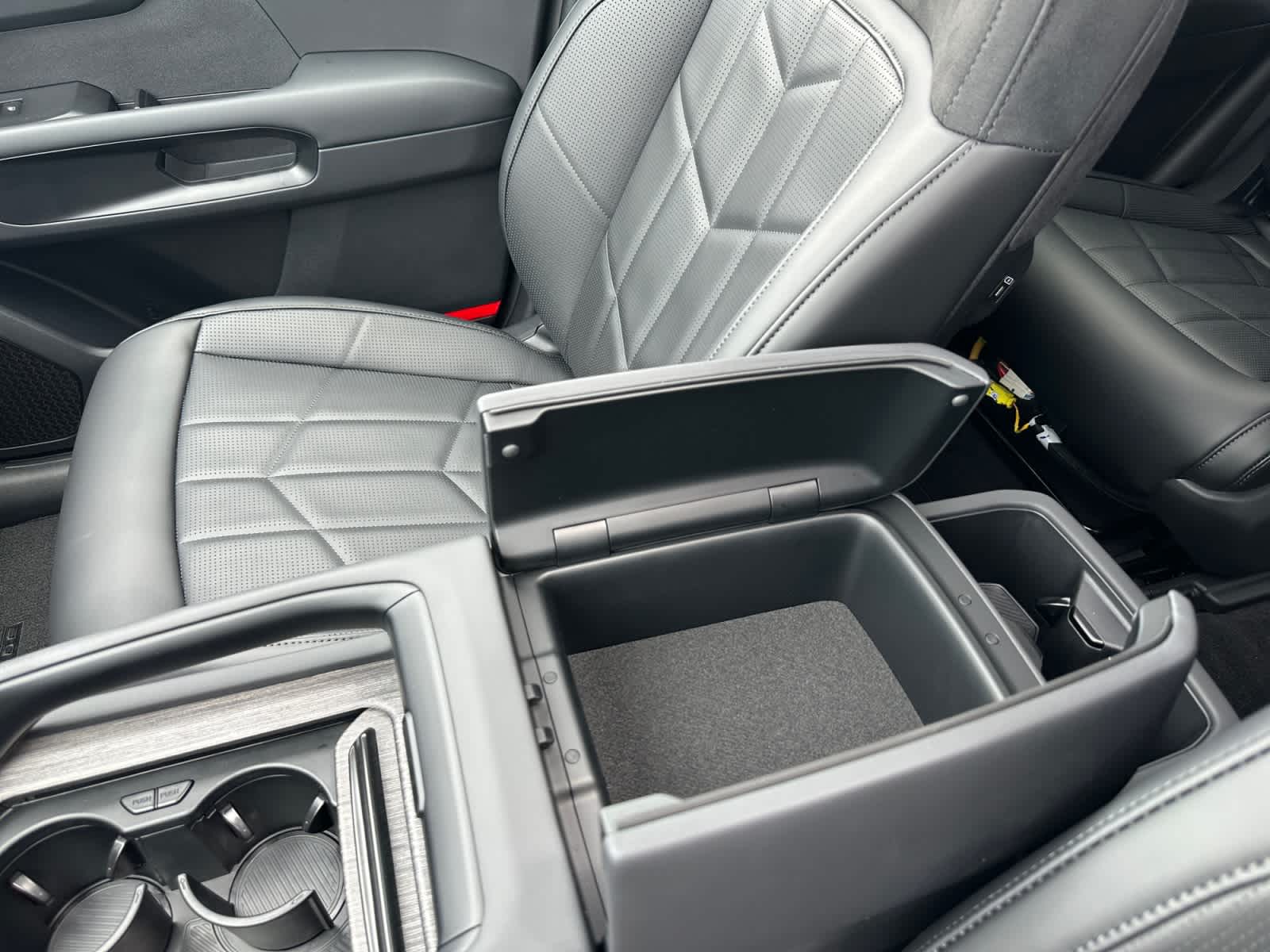 New 2027 Kia Telluride Hybrid SUV