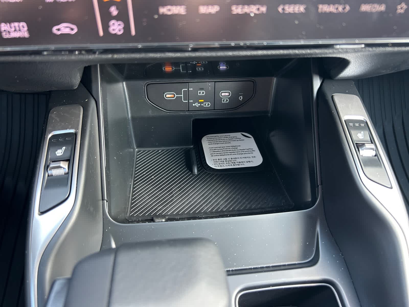 2026 Kia Sorento S - Photo 23