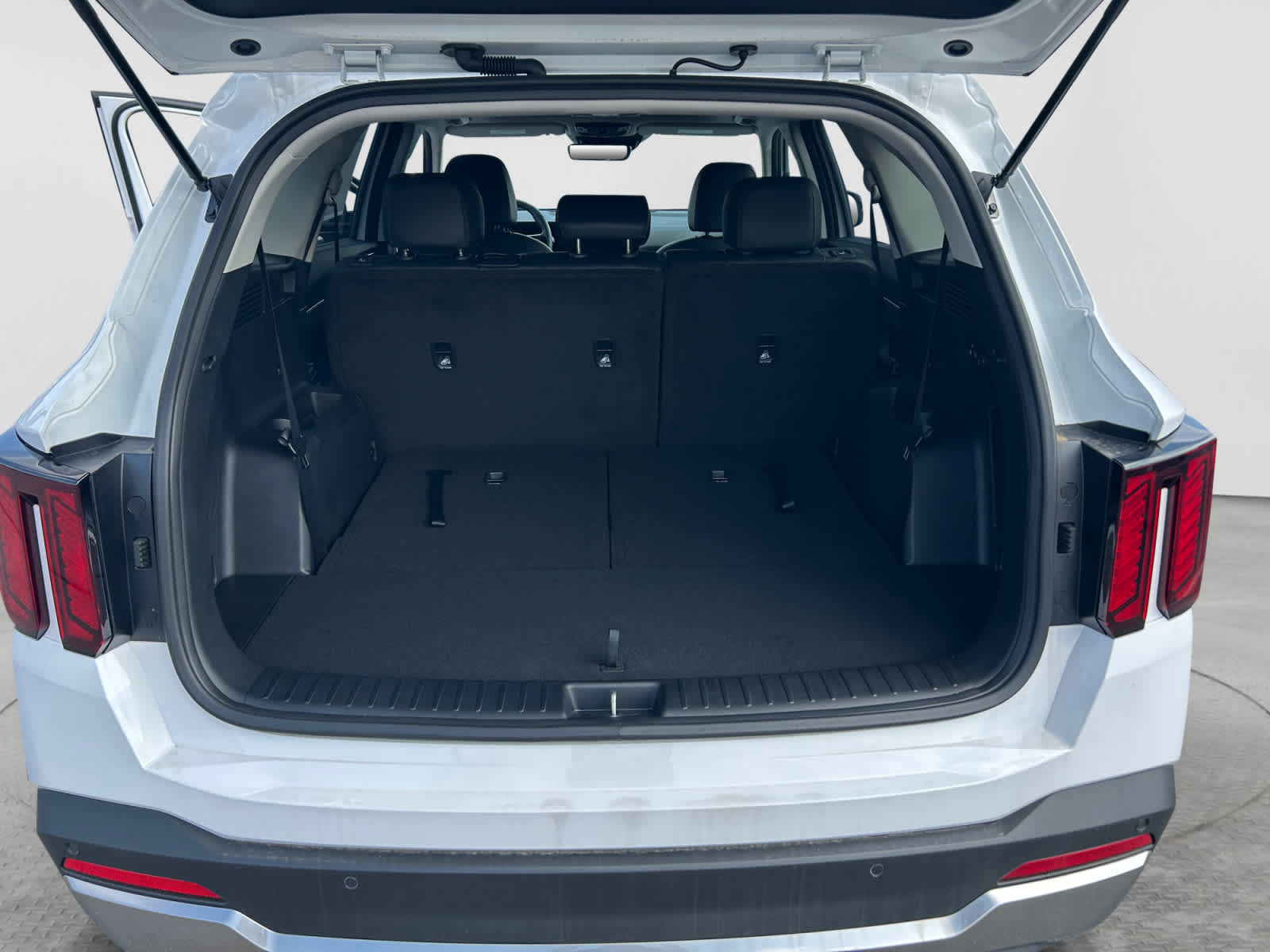 2026 Kia Sorento S - Photo 18