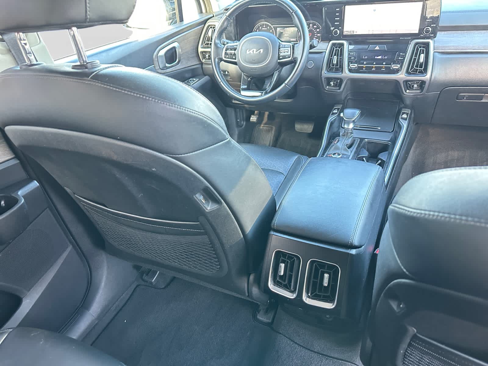Used 2023 Kia Sorento SUV