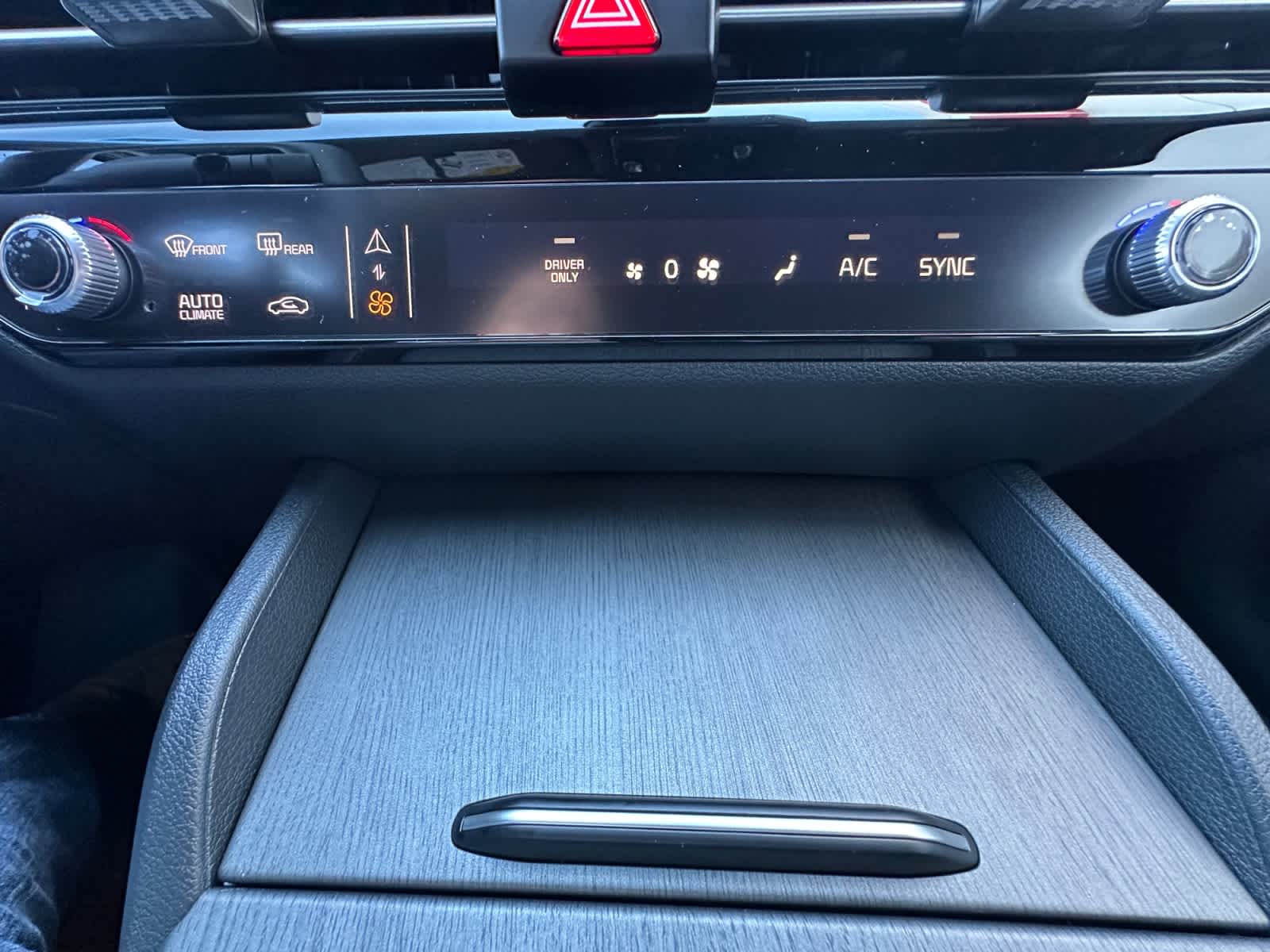 New 2027 Kia Sportage Hybrid SUV