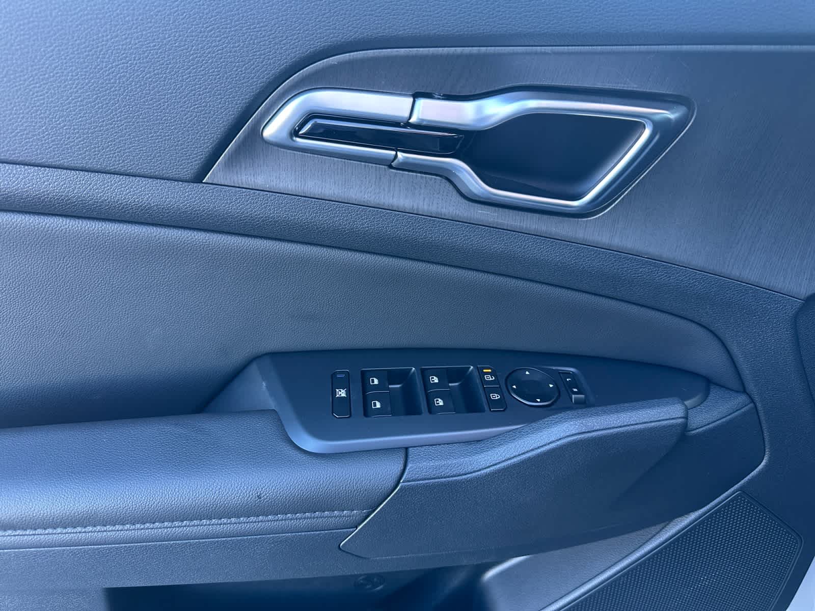 New 2027 Kia Sportage Hybrid SUV