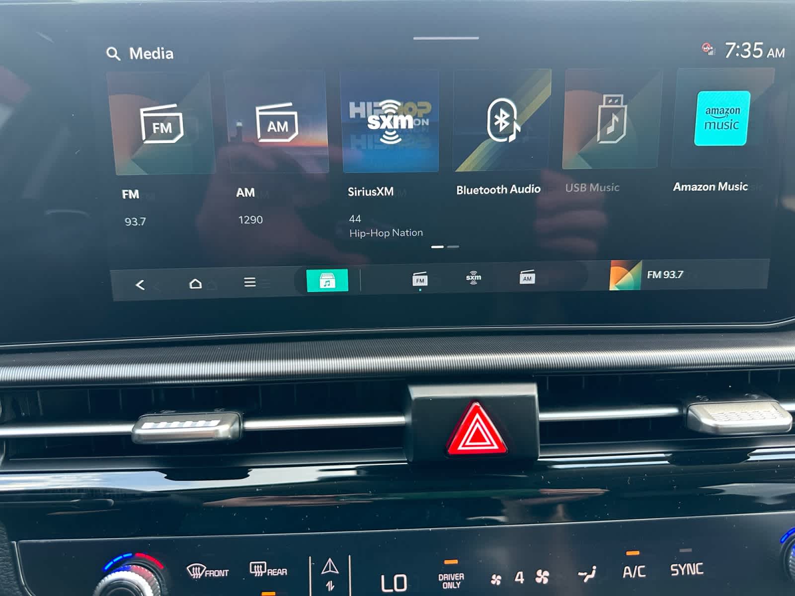 New 2027 Kia Sportage Hybrid SUV