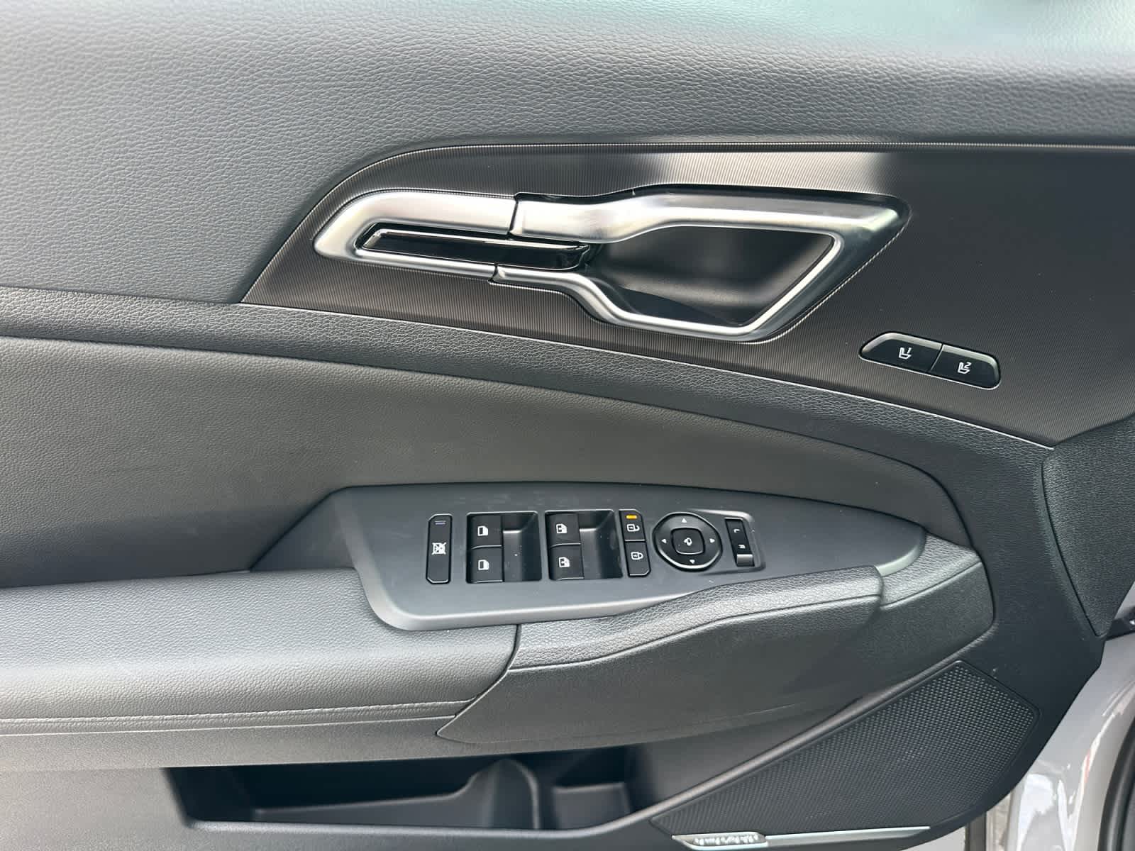 New 2027 Kia Sportage Hybrid SUV