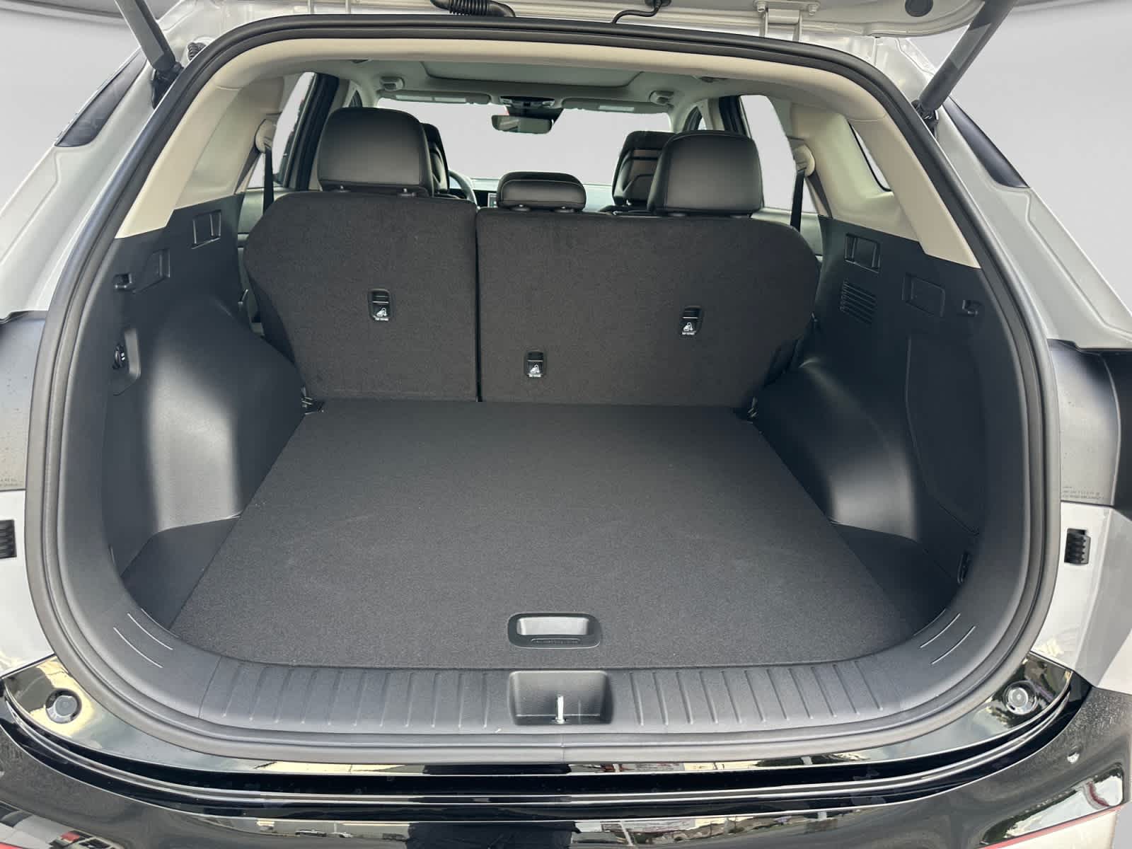 New 2027 Kia Sportage Hybrid SUV