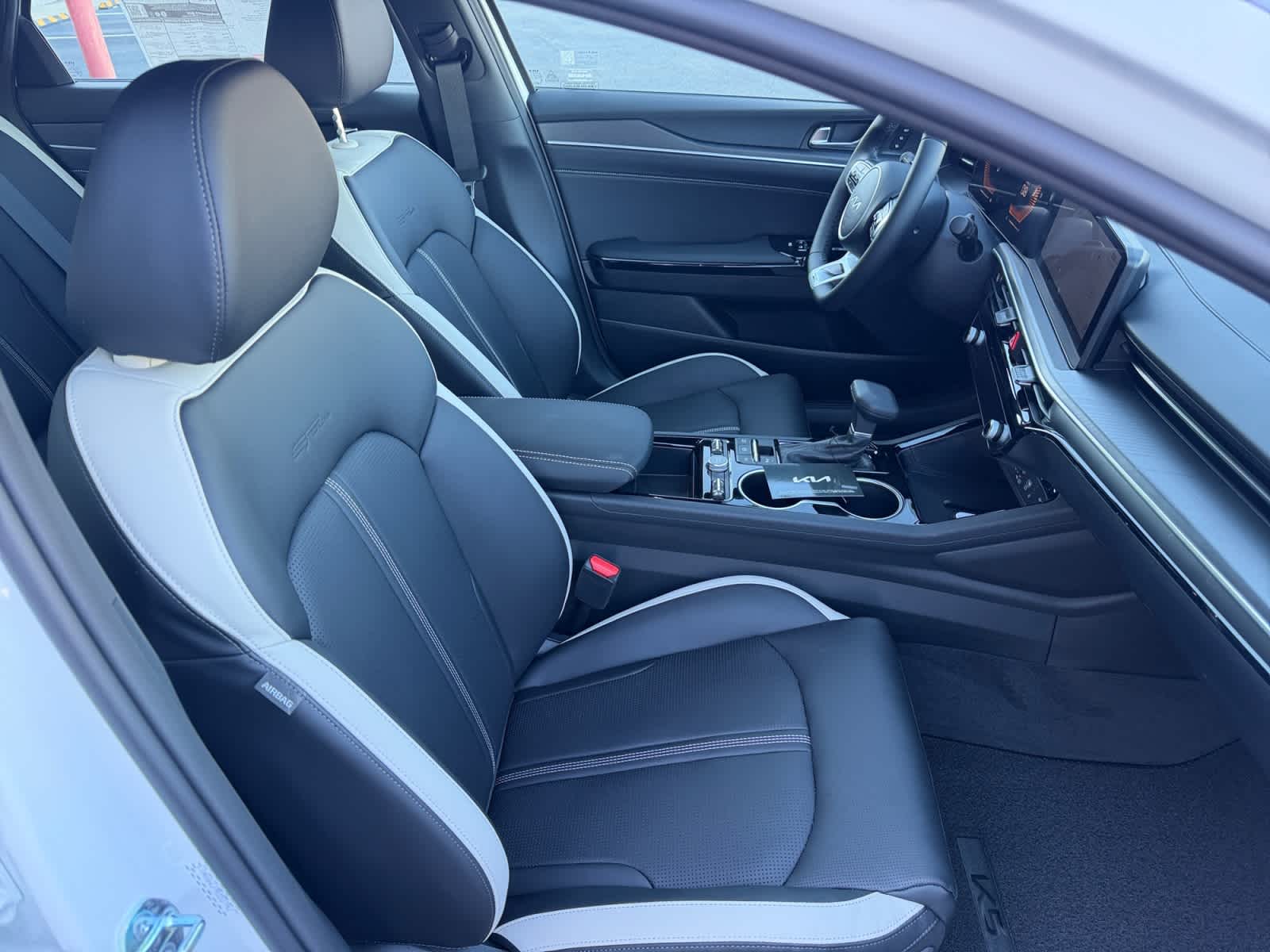 New 2027 Kia K5 Sedan